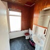 Photo 2: Sharing bathroom