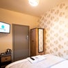Photo 2: Room 15