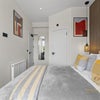 Photo 4: Room 5 - Ensuite