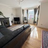 Photo 4: Lounge