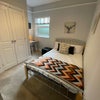 Photo 4: Room 2