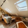 Photo 7: En-suite