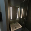 Photo 2: En suite bathroom 
