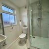 Photo 3: Ensuite