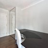 Photo 8: room 4