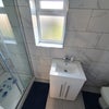Photo 3: Ensuite bathroom