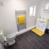 Photo 4: Bathroom 1