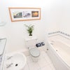 Photo 3: Bathroom