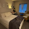Photo 2: Spacious double bedroom with window