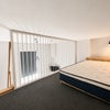 Photo 14: Room 1
