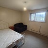 Photo 10: Room 6