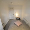 Photo 4: Room 6 