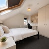 Photo 8: ROOM 5