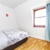 Photo 4: room 6