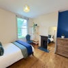 Photo 6: Bedroom