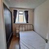 Photo 7: Room 1