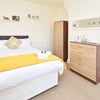 Photo 4: room 4 available room