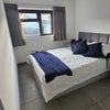 Photo 4: Bedroom 