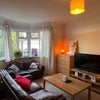 Photo 5: Livingroom