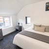 ** Modern Luxury En Suites - All Bills Included! - View 3