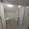 Photo 9: 2nd Floor Bathroom