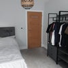 Photo 2: bedroom