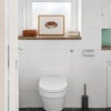 Photo 4: main bathroom