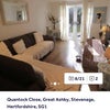 Photo 2: Living room