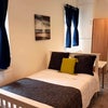 Photo 2: En Suite Room