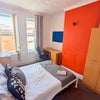 Photo 9: Room 4