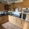 Photo 6: Kitchen
