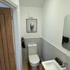 Photo 6: En suite