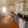 Photo 4: Kitchen