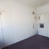 Photo 2: Room 1