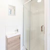 Photo 2: Brand-new, modern/fresh en-suite for room 5.