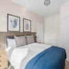 Photo 3: Room 1