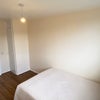 Photo 9: room A
