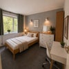 Photo 5: Bedroom 3