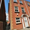 Photo 3: Lovely town house 