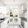 Photo 2: Kitchen