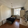 Photo 6: Room 1