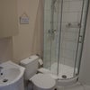 Photo 2: Room 1 - En-suite