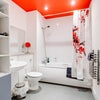 Photo 4: 2 showers, bathroom and 2 toilets
