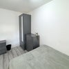 Photo 4: Bedroom