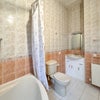 Photo 8: En-Suite Bathroom