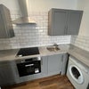 Photo 4: Kitchen