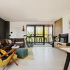 Photo 2: Lounge