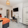Photo 2: Room 1 - 625