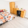 Photo 8: room 2