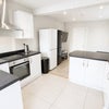 Photo 4: kitchen